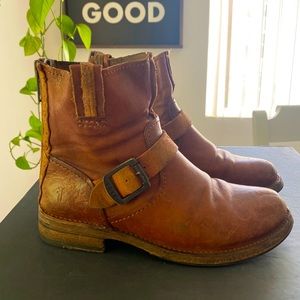 Frye Veronica Short Heel Bootie - Size 7.5